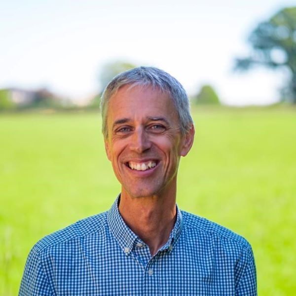 Paul Stuart Ripple Effect CEO 600 x 600 card image